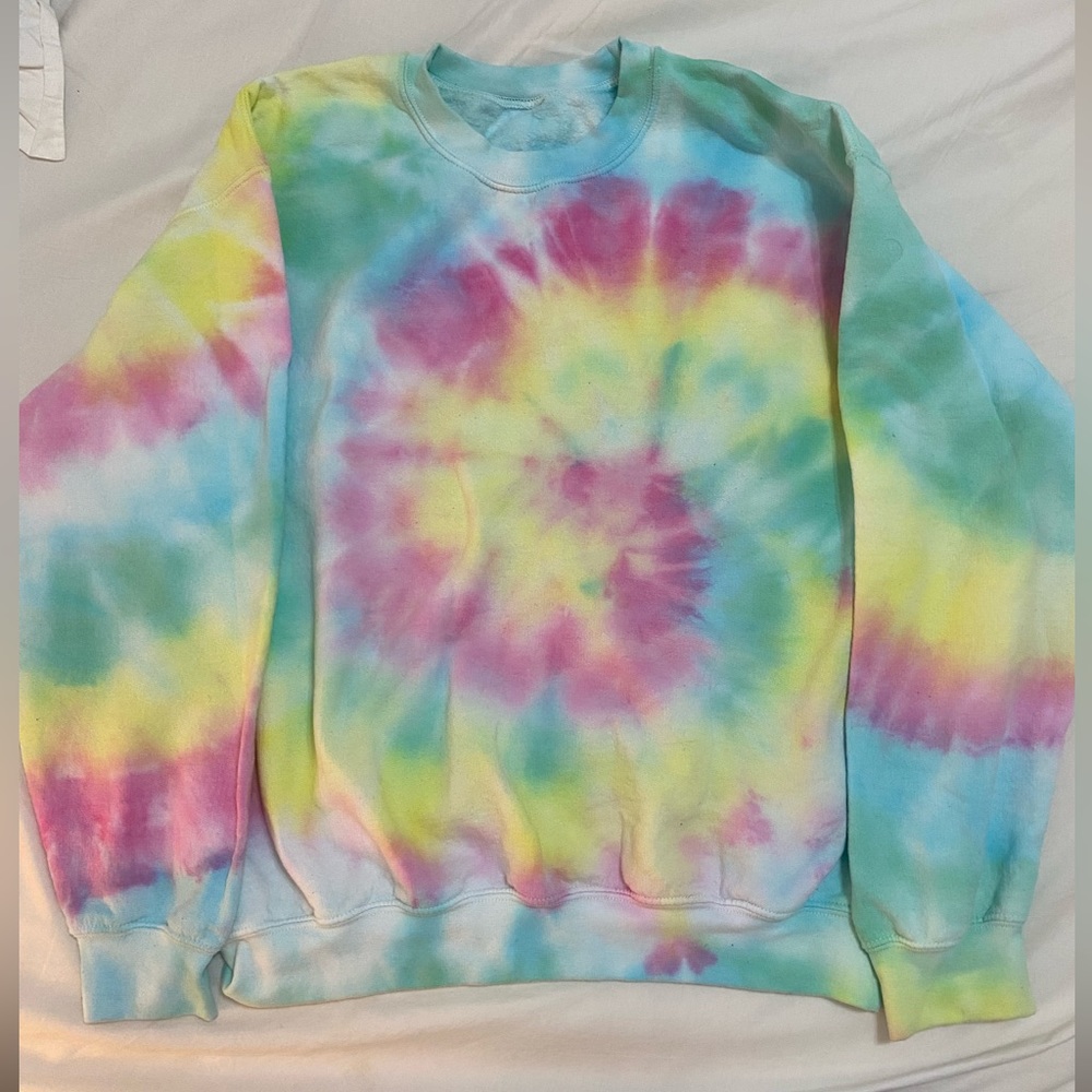Tie dye crewneck sweater
